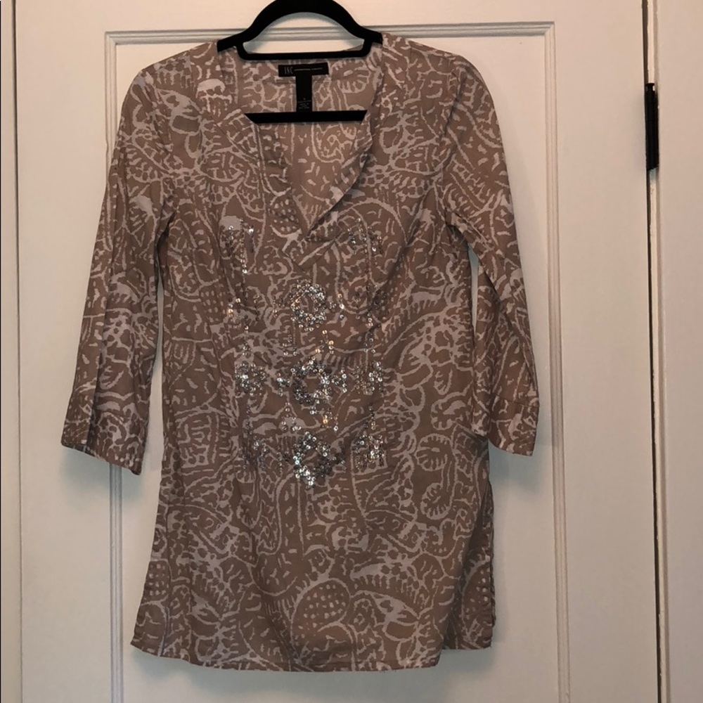 INC white and tan tunic with sparkle details